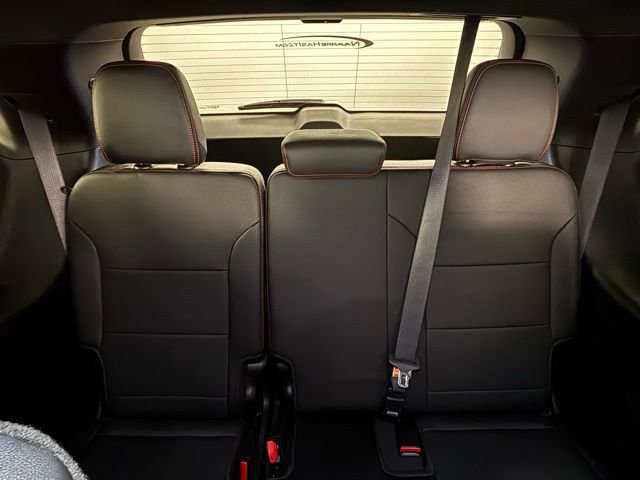 Certified 2024 Chevrolet Traverse RS image 13