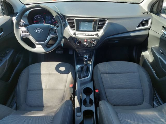 Used 2020 Hyundai Accent SE FWD image 3