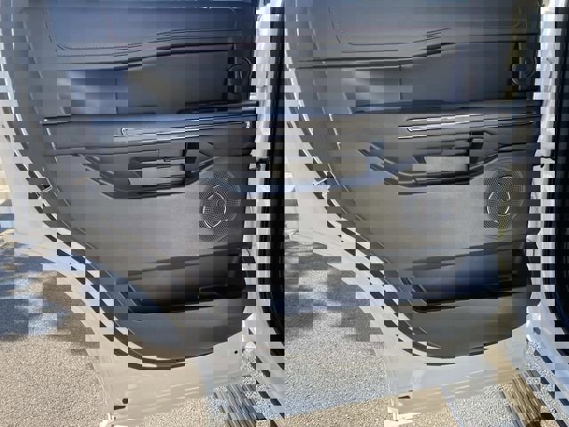 Used 2024 Ford Expedition Limited image 14