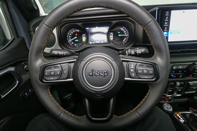 Used 2024 Jeep Wrangler Unlimited AWD/4WD image 31
