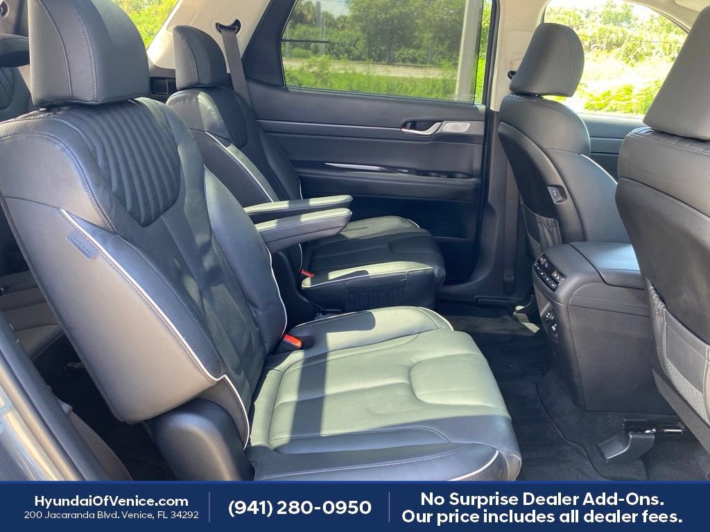 Certified 2024 Hyundai Palisade Limited FWD image 22