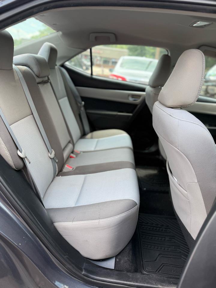 Used 2017 Toyota Corolla LE FWD image 12