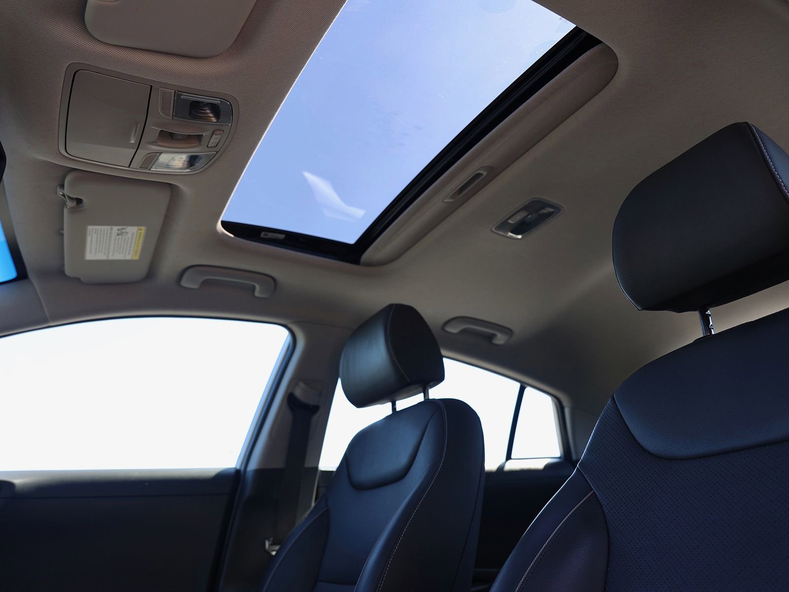 Used 2019 Hyundai Ioniq Limited w/ Ultimate Package 02 image 19