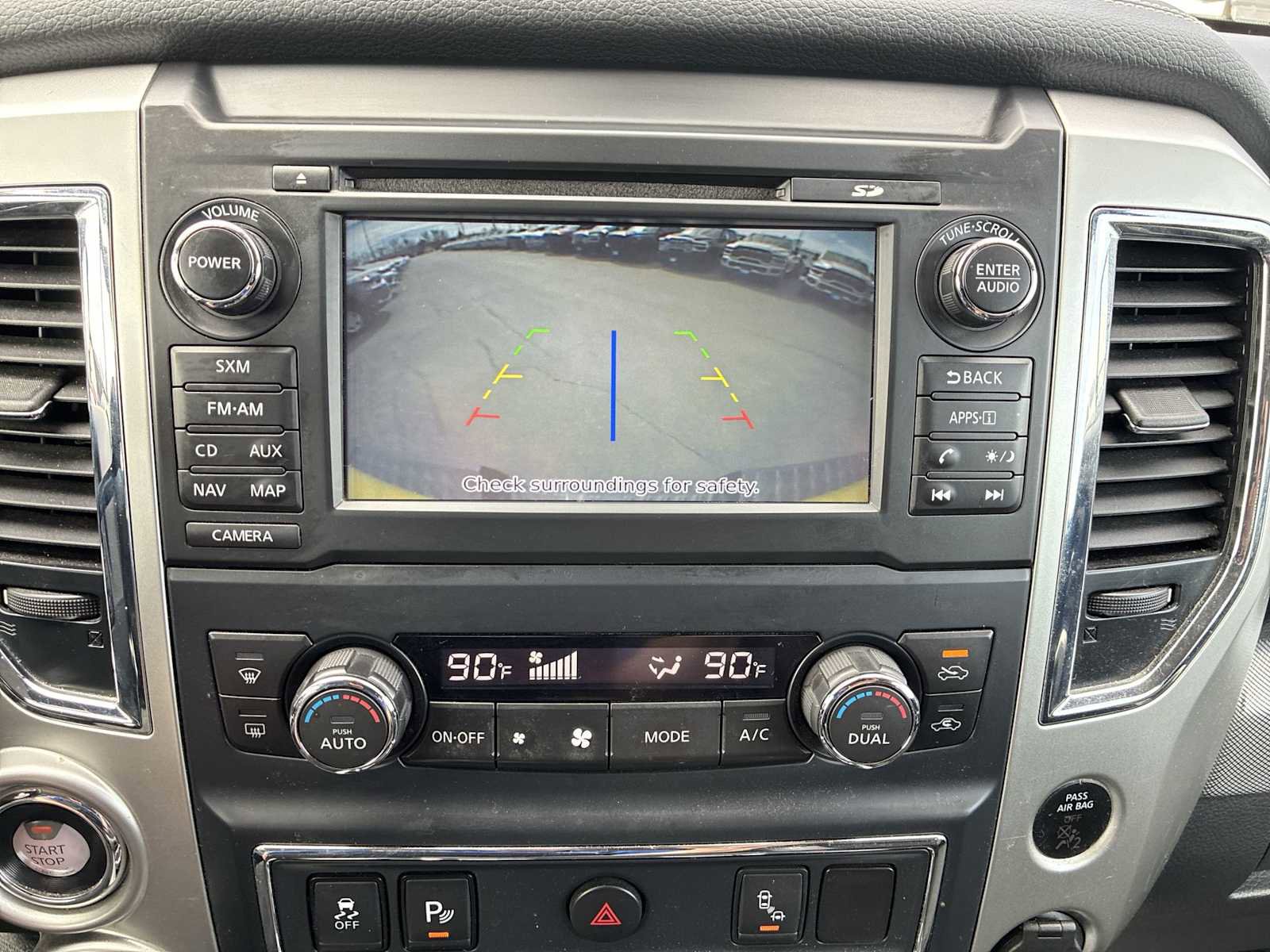 Used 2017 Nissan Titan S image 22