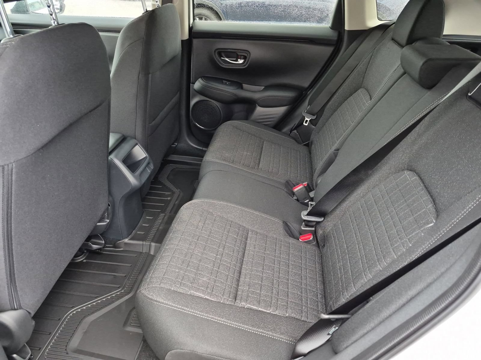 New 2027 Honda HR-V LX image 7
