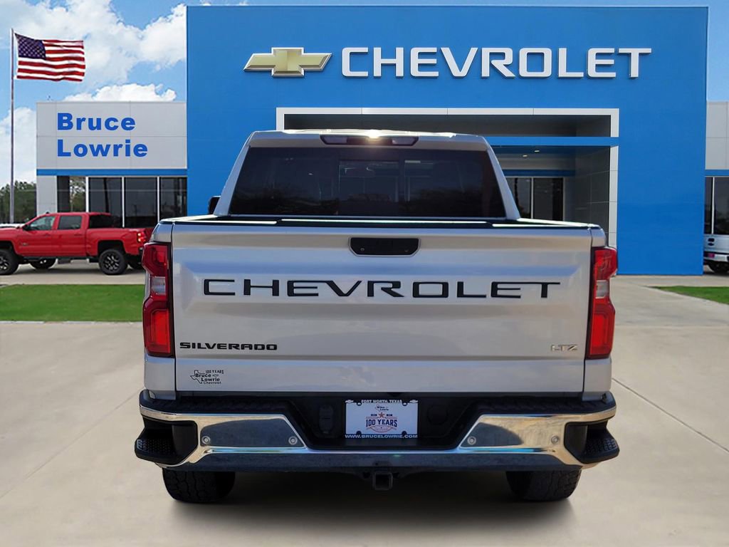 Used 2022 Chevrolet Silverado 1500 LTZ w/ LPO, Dark Essentials Package image 5