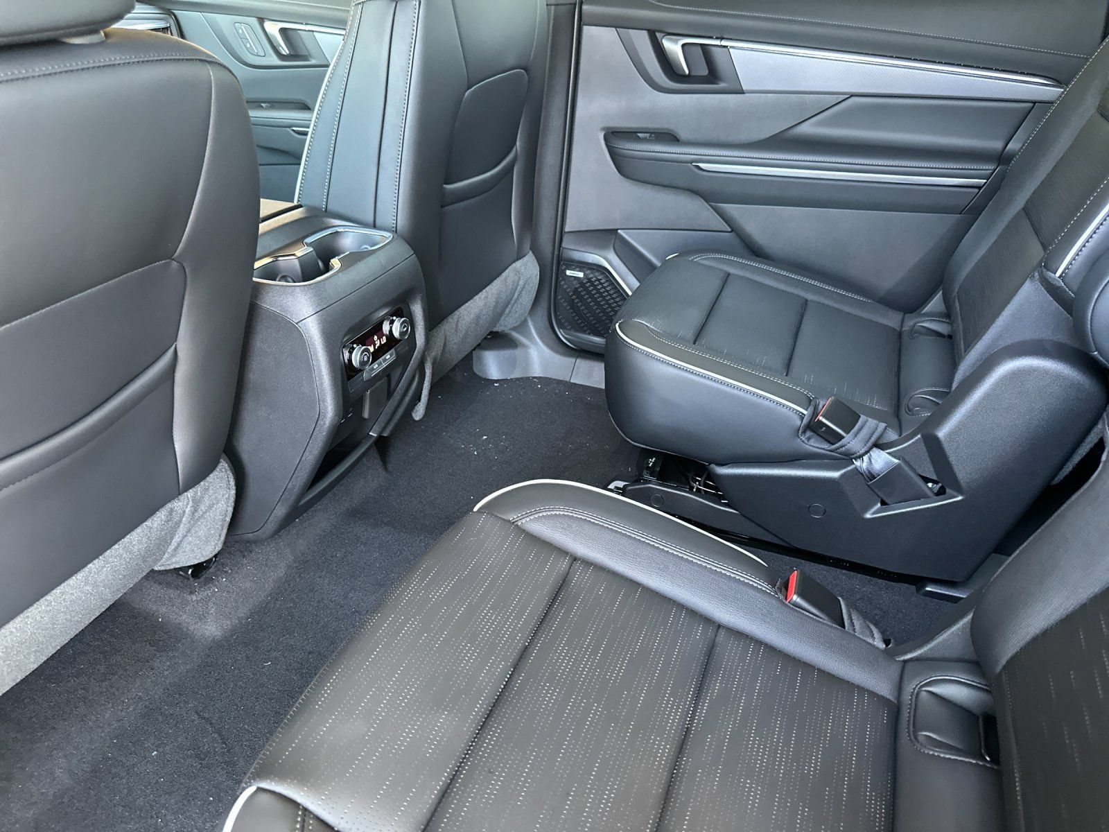 New 2026 Buick Enclave Sport Touring w/ Power Package FWD image 12