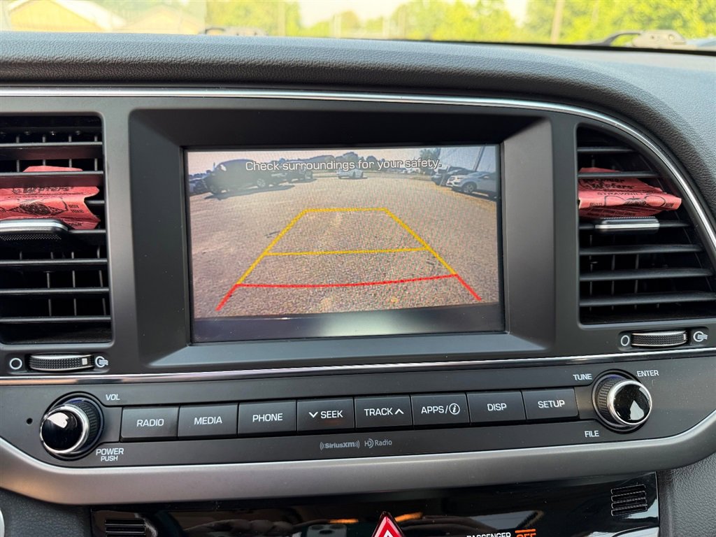 Used 2017 Hyundai Elantra Value Edition FWD image 28