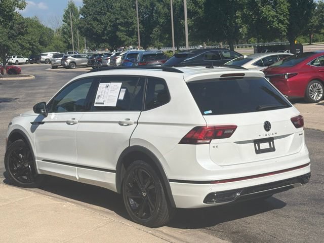 Used 2023 Volkswagen Tiguan SE R-Line AWD/4WD image 5