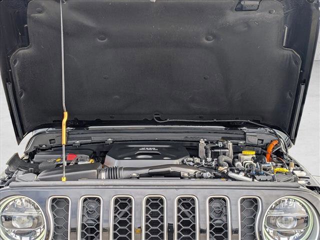 Used 2022 Jeep Wrangler Unlimited Sahara w/ Cold Weather Group image 24