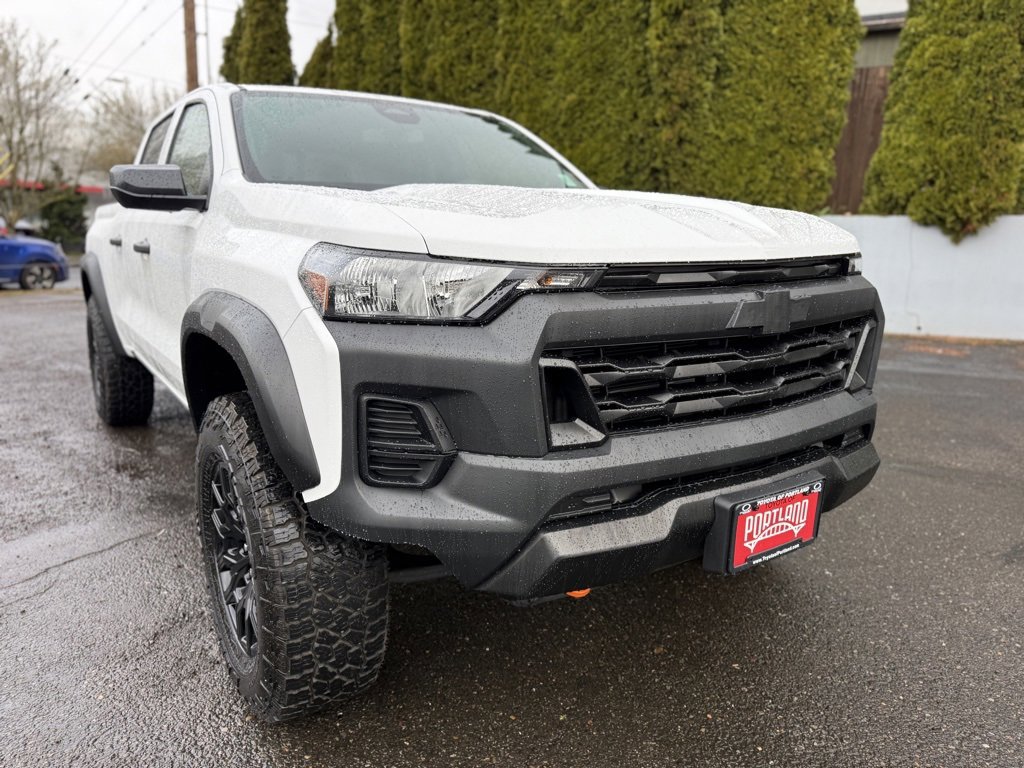 Used 2024 Chevrolet Colorado Trail Boss image 2