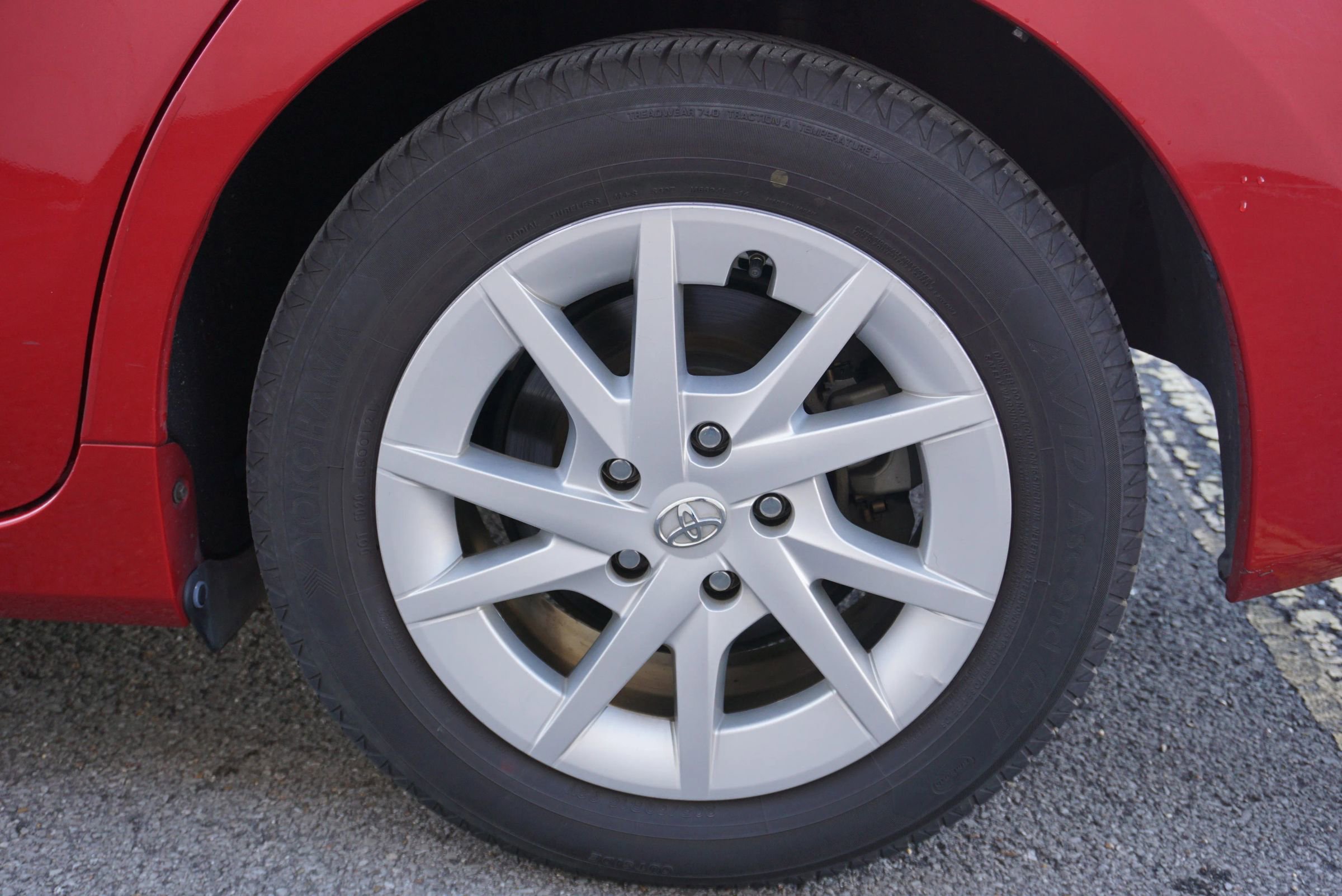 Used 2012 Toyota Prius V Two image 9