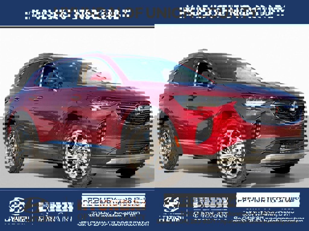 Used 2023 Buick Envision Essence image 1