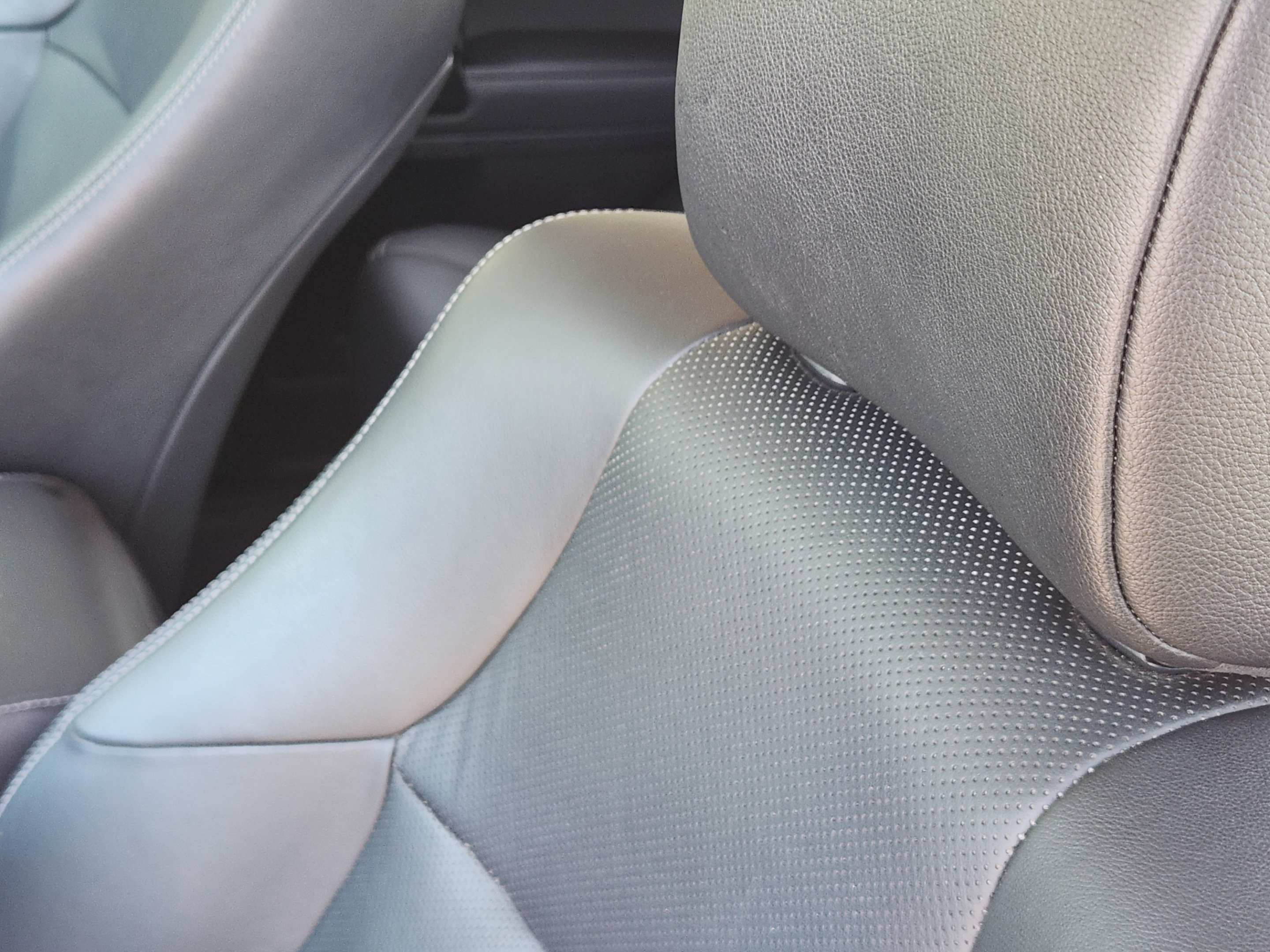 Used 2020 Toyota 4Runner Nightshade RWD image 9