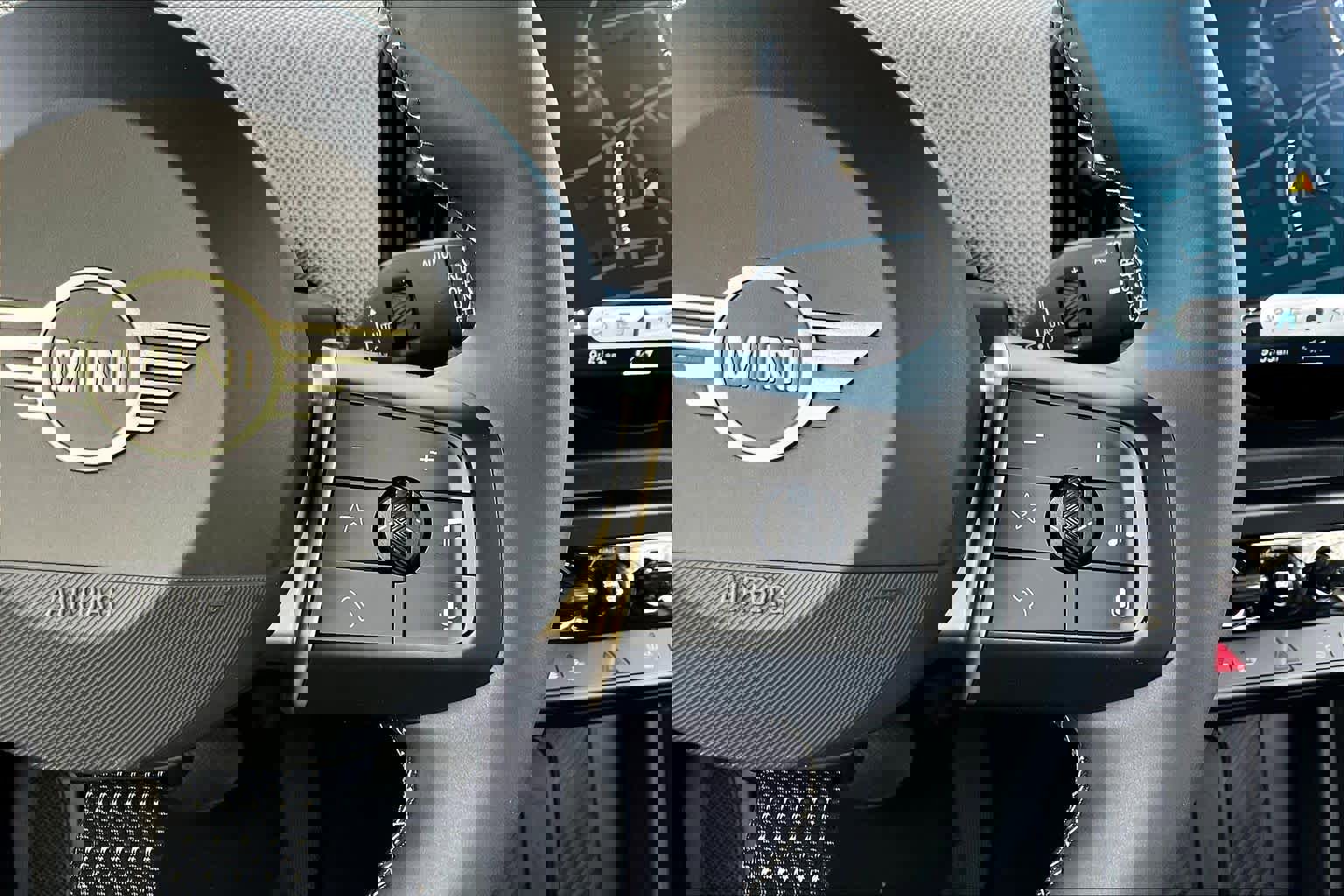 Used 2025 MINI Cooper S image 26