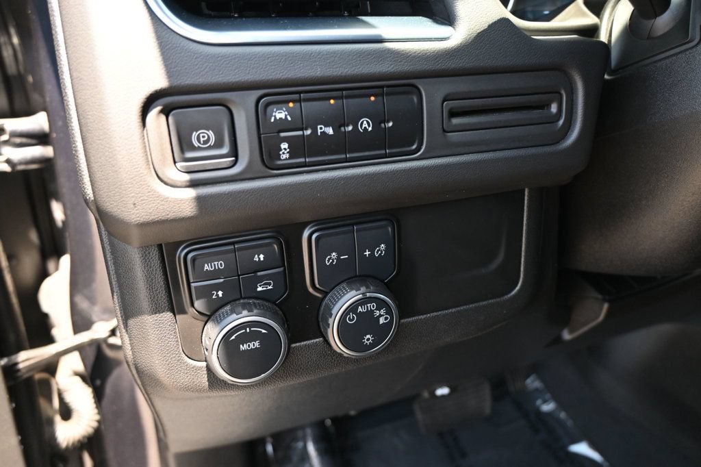Used 2023 Chevrolet Tahoe LS AWD/4WD image 16