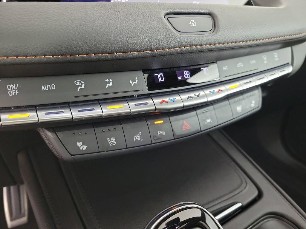 Certified 2023 Cadillac XT4 Sport image 27