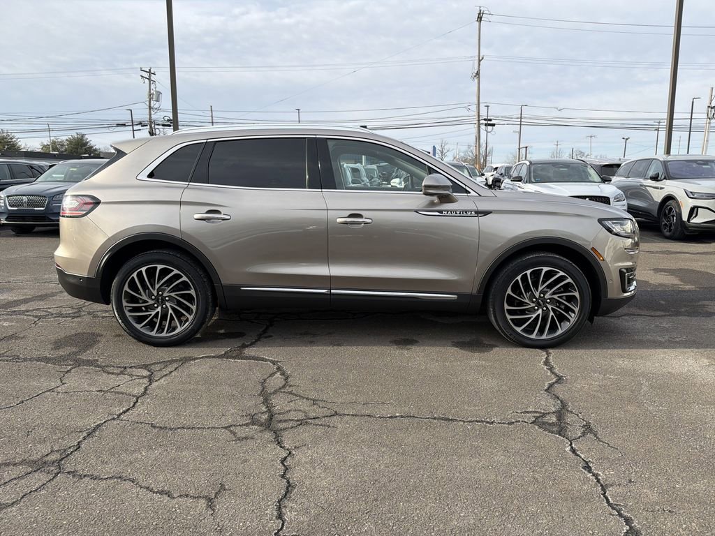 Used 2020 Lincoln Nautilus Reserve image 5