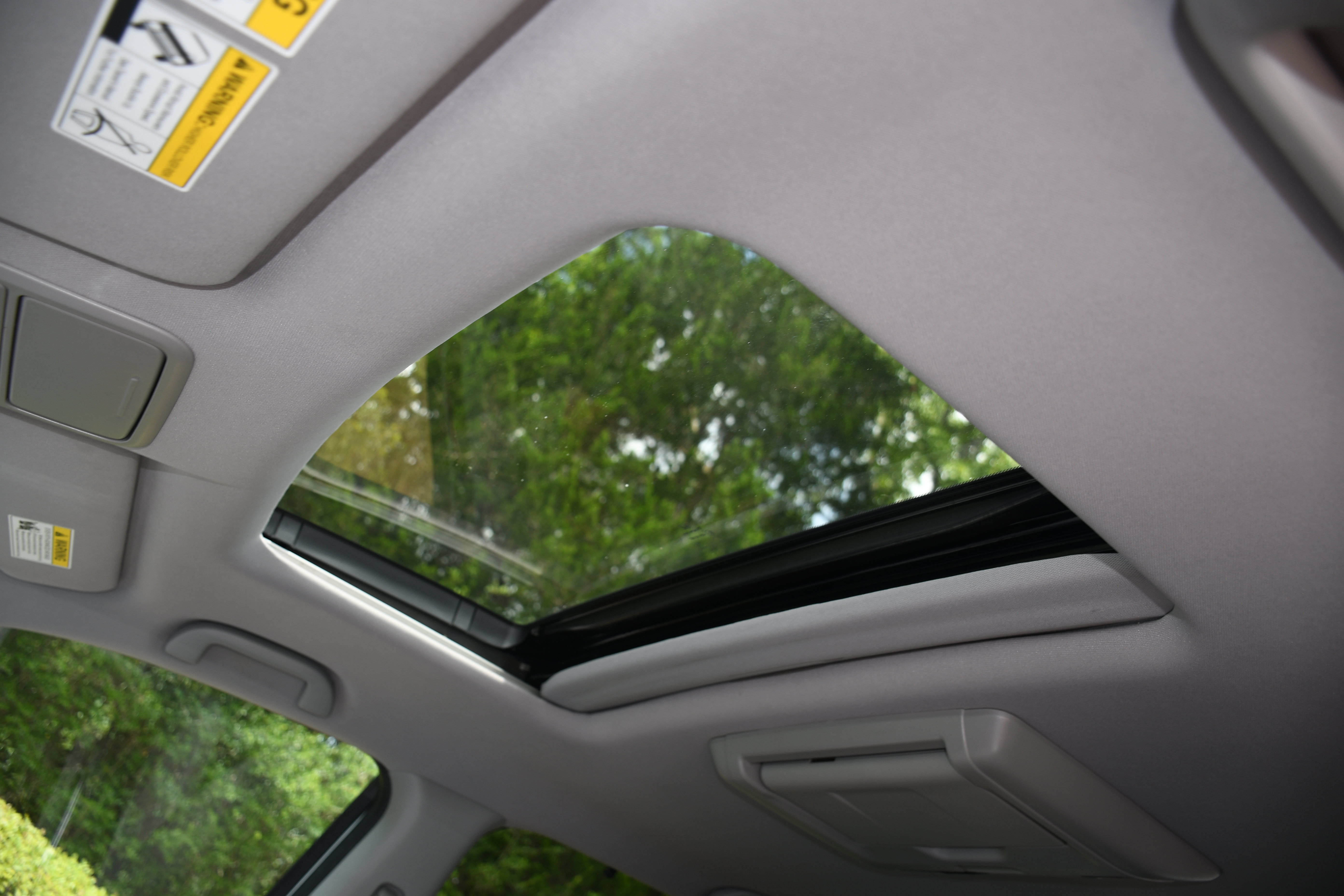 Used 2017 Honda Pilot Touring image 7