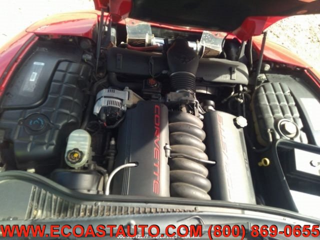 Used 2000 Chevrolet Corvette Coupe w/ Performance Handling Pkg RWD image 6