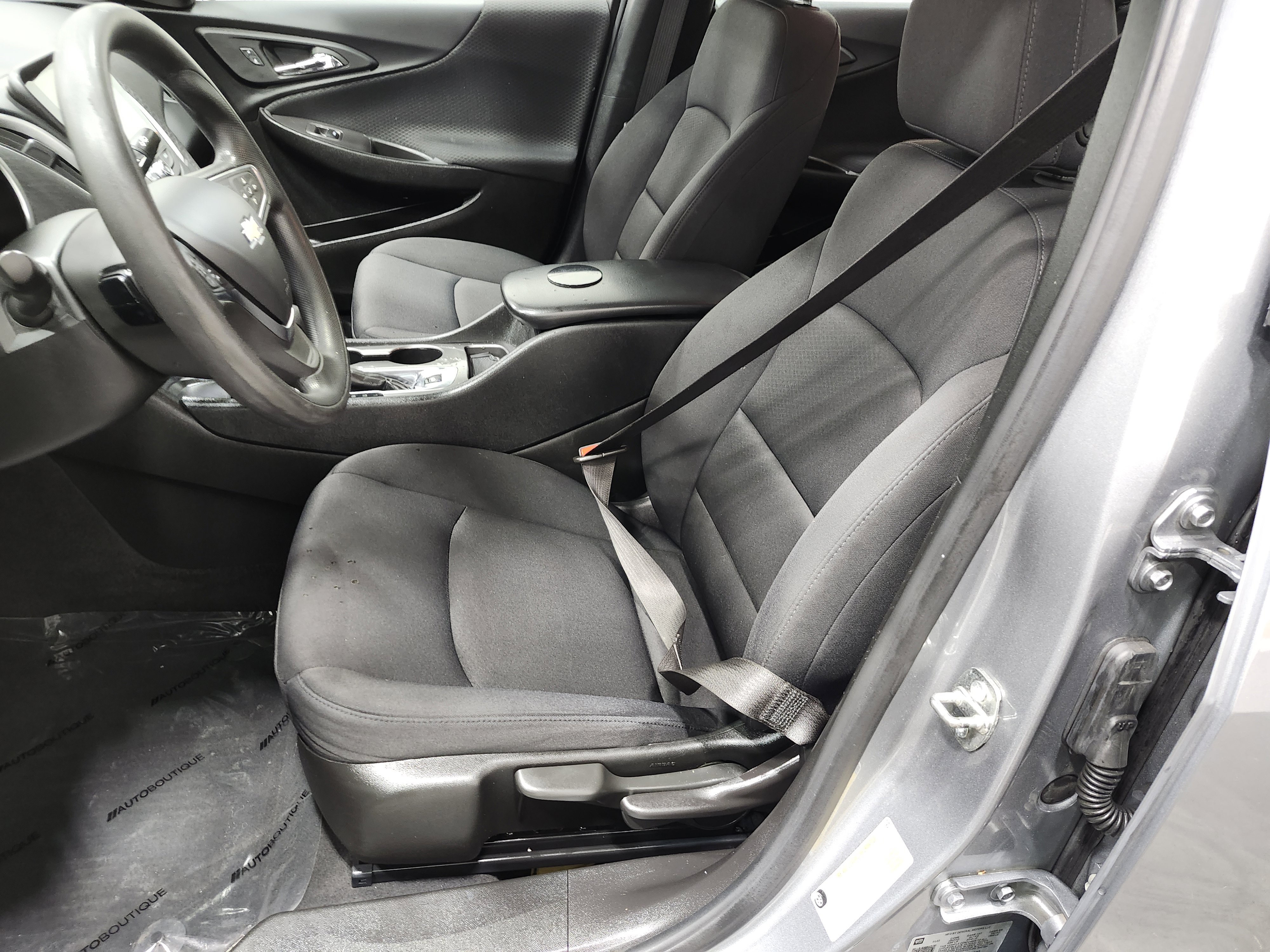 Used 2023 Chevrolet Malibu LS FWD image 22