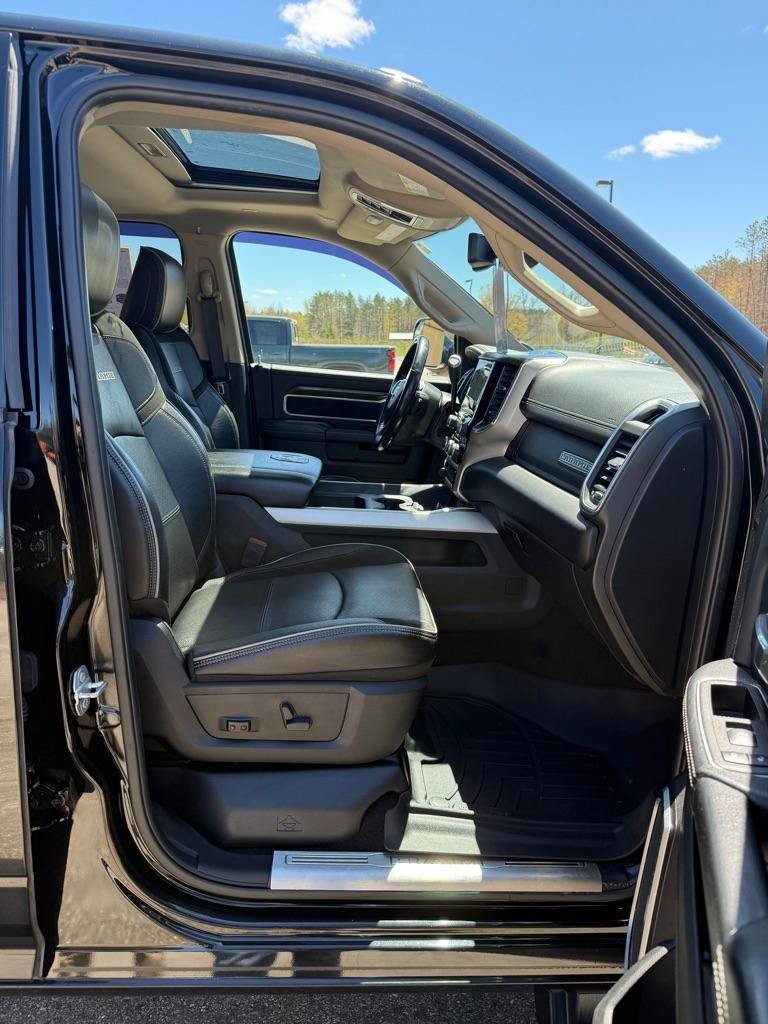 Used 2022 RAM 2500 Laramie AWD/4WD image 17