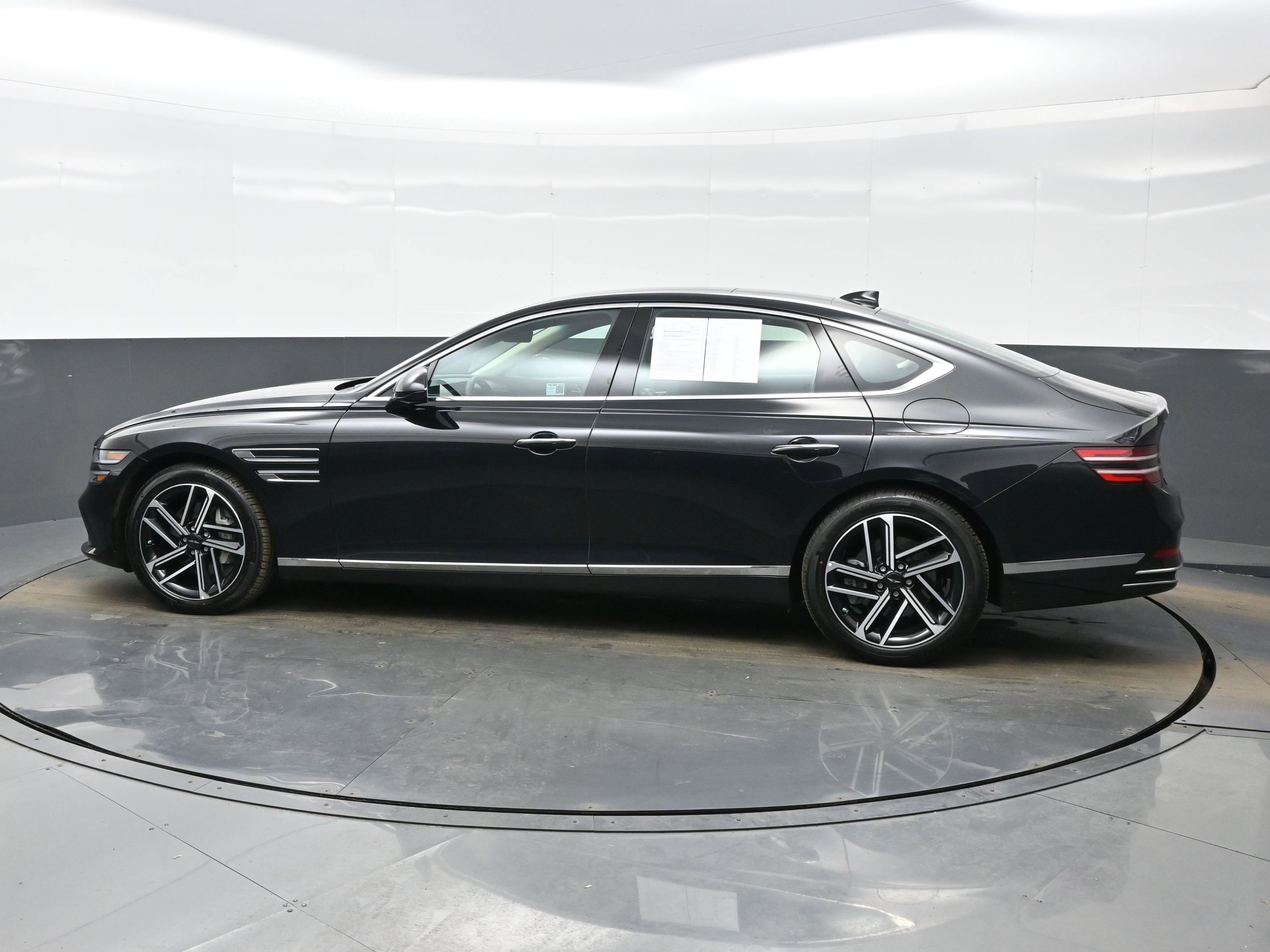 Certified 2026 Genesis G80 2.5T Advanced image 3