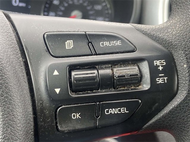 Used 2017 Kia Sorento L image 19