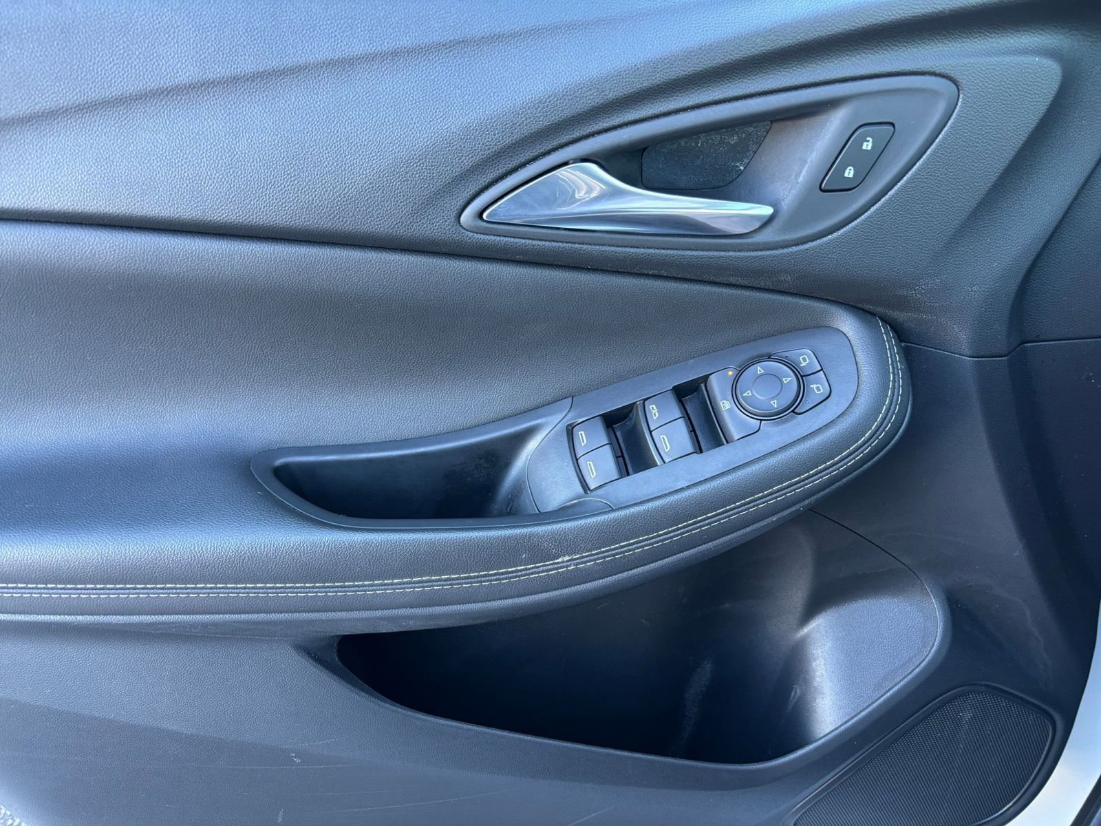 Used 2025 Buick Encore GX Preferred image 20