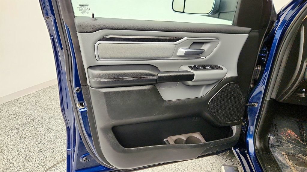 Used 2019 RAM 1500 Big Horn AWD/4WD image 10