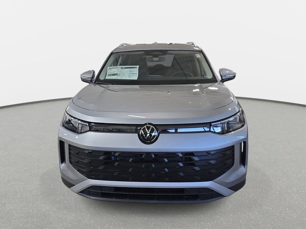New 2026 Volkswagen Tiguan SE AWD/4WD image 2