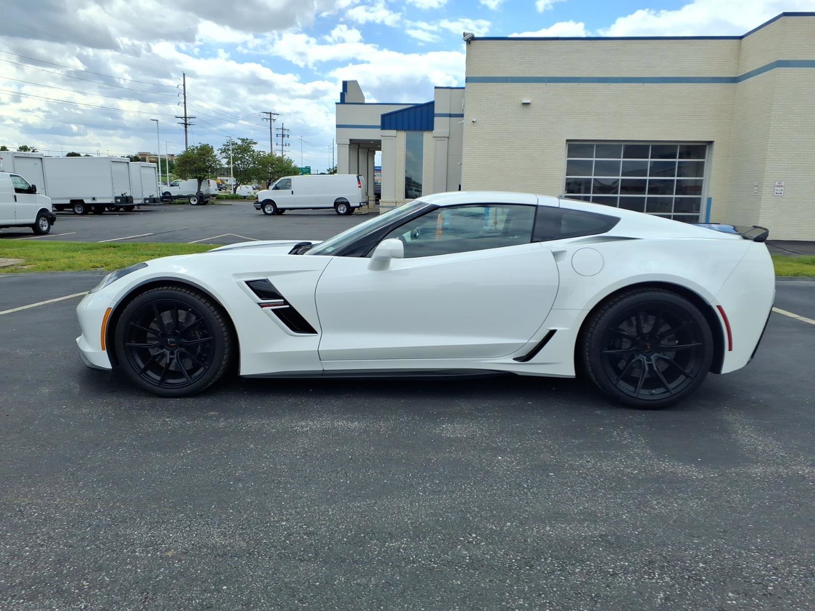 Used 2019 Chevrolet Corvette Grand Sport RWD image 4