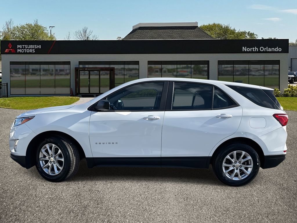 Used 2020 Chevrolet Equinox LS image 2