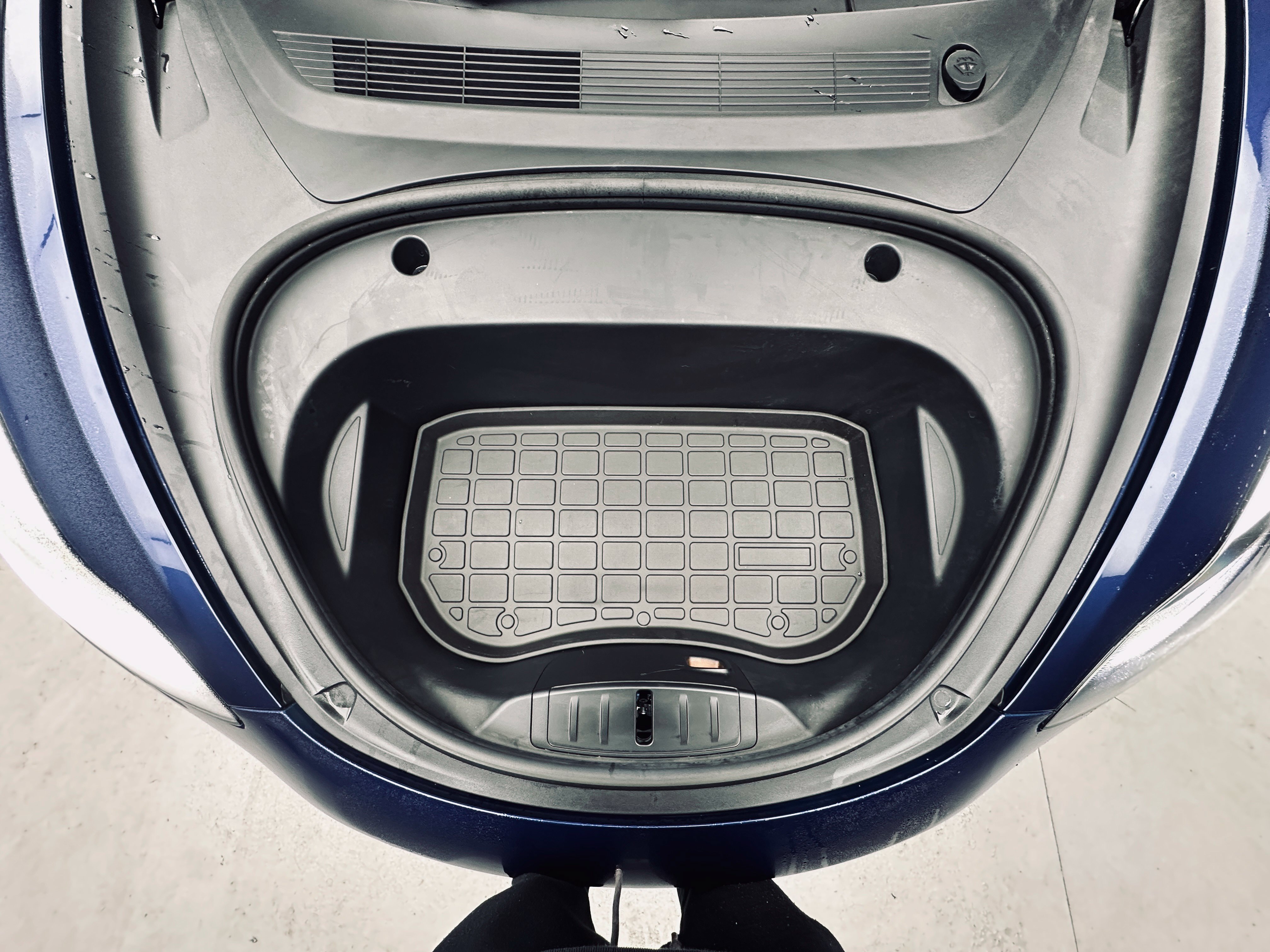 Used 2023 Tesla Model 3 Standard Range RWD image 39