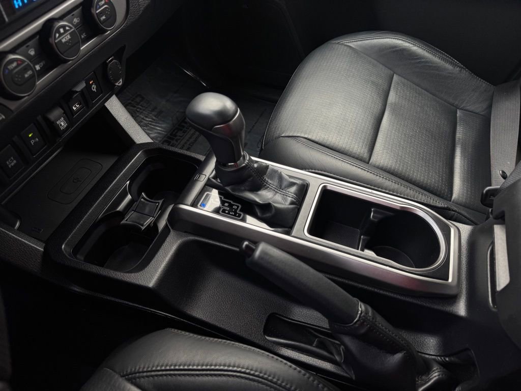 Used 2021 Toyota Tacoma Limited w/ Nightshade Package image 13