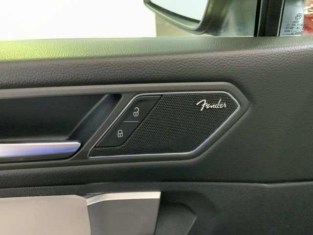 Used 2019 Volkswagen Tiguan SEL Premium w/ 3rd Row Seat Package image 20