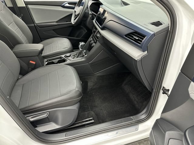 Certified 2024 Volkswagen Taos SE AWD/4WD image 25
