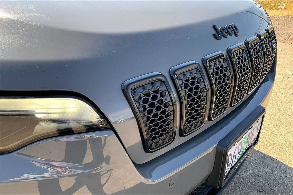 Used 2023 Jeep Cherokee Altitude Lux AWD/4WD image 32