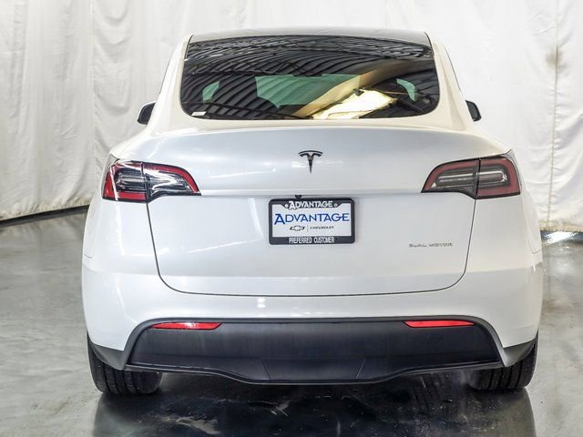 Used 2023 Tesla Model Y Long Range image 8