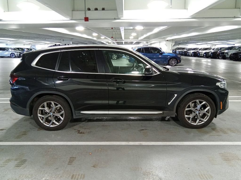 Certified 2022 BMW X3 xDrive30i w/ Convenience Package AWD/4WD image 4