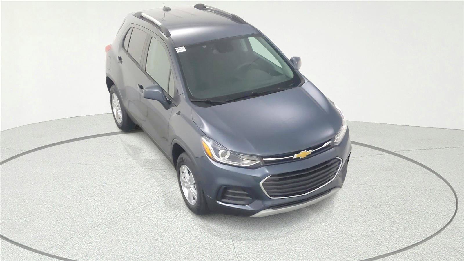 Used 2022 Chevrolet Trax LT w/ Driver Confidence Package AWD/4WD image 8