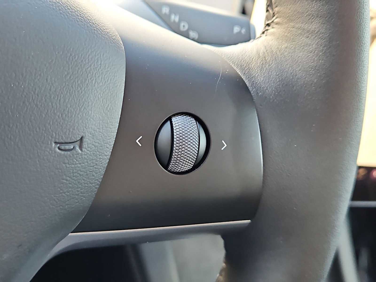 Used 2023 Tesla Model 3 Standard Range image 25