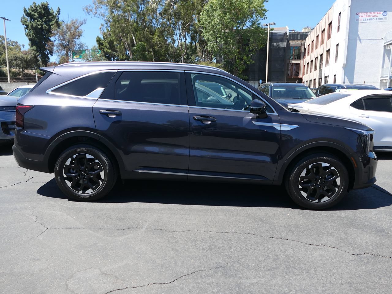 Certified 2026 Kia Sorento S FWD image 2