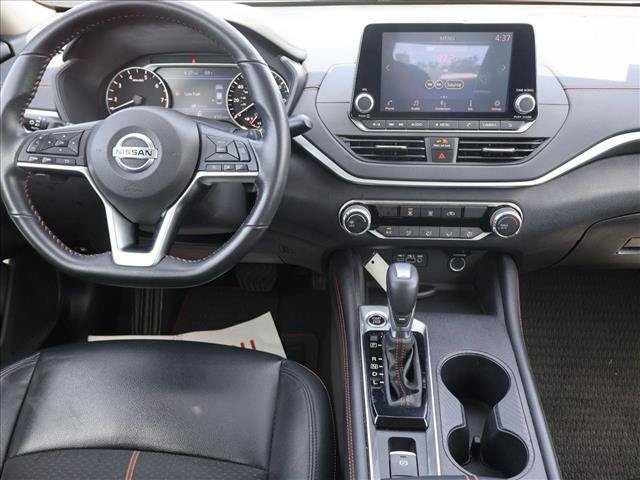 Used 2022 Nissan Altima 2.5 SR AWD/4WD image 21