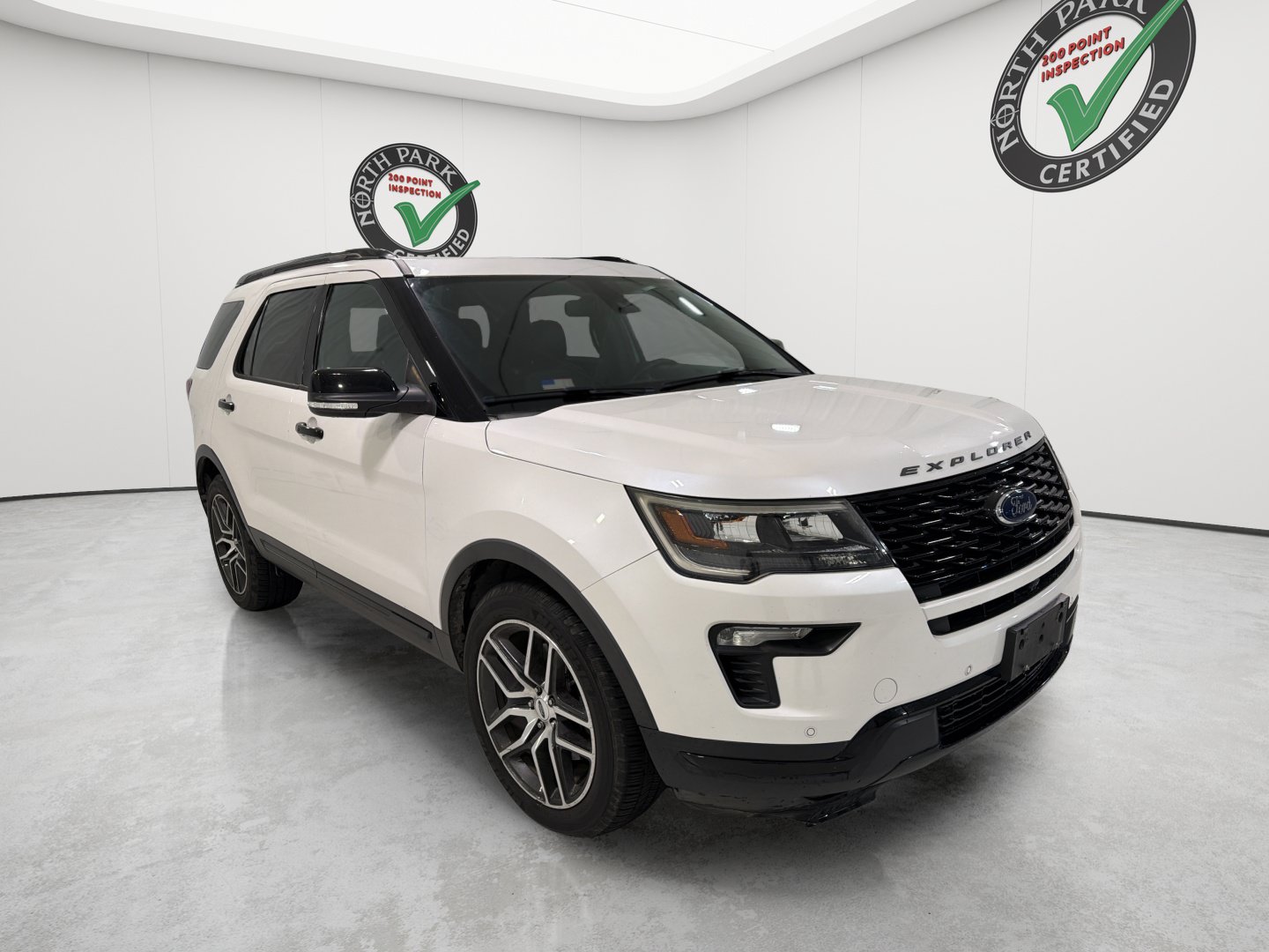 Used 2018 Ford Explorer Sport w/ Equipment Group 401A AWD/4WD image 7