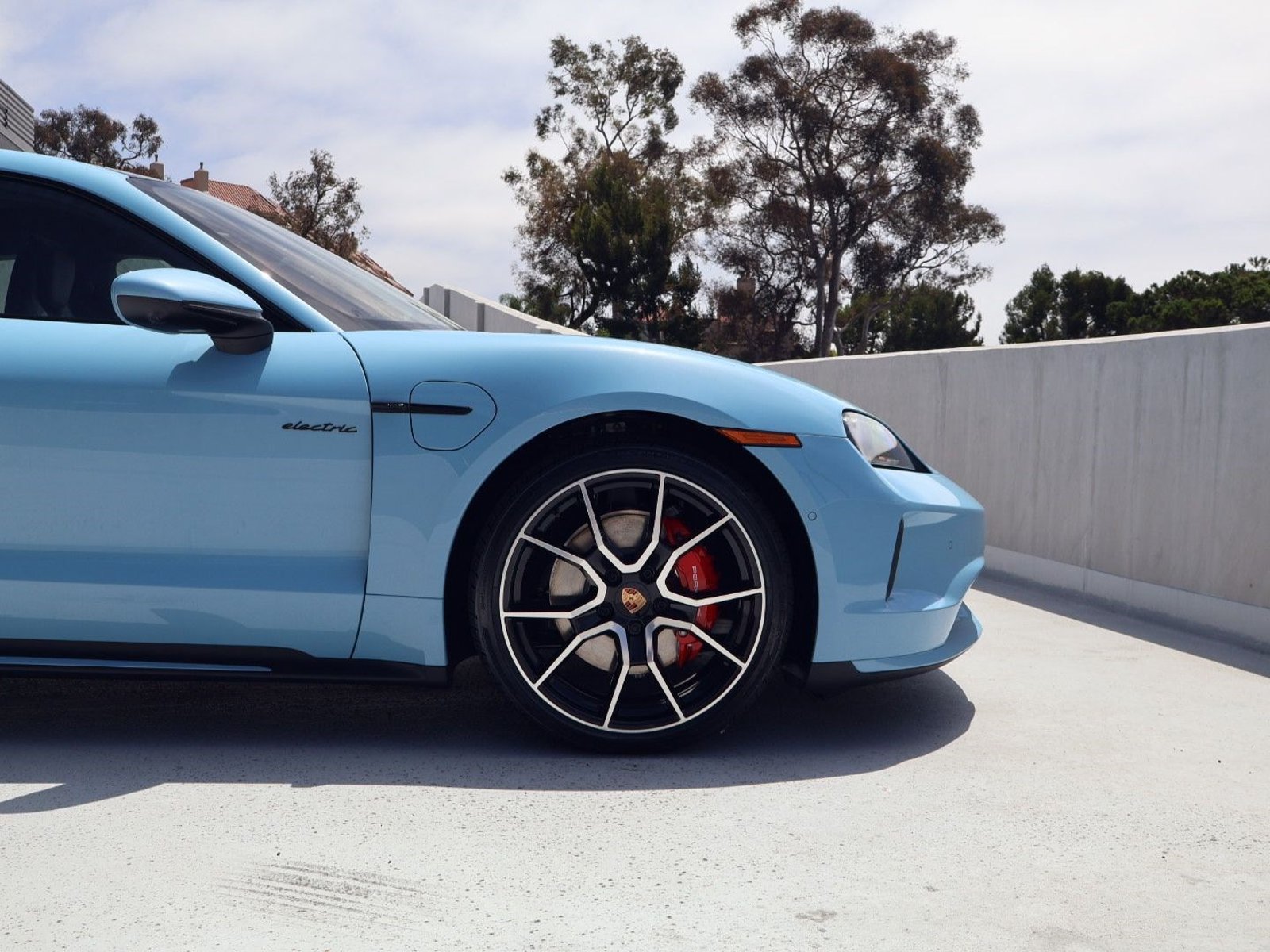 New 2026 Porsche Taycan 4S AWD/4WD image 11