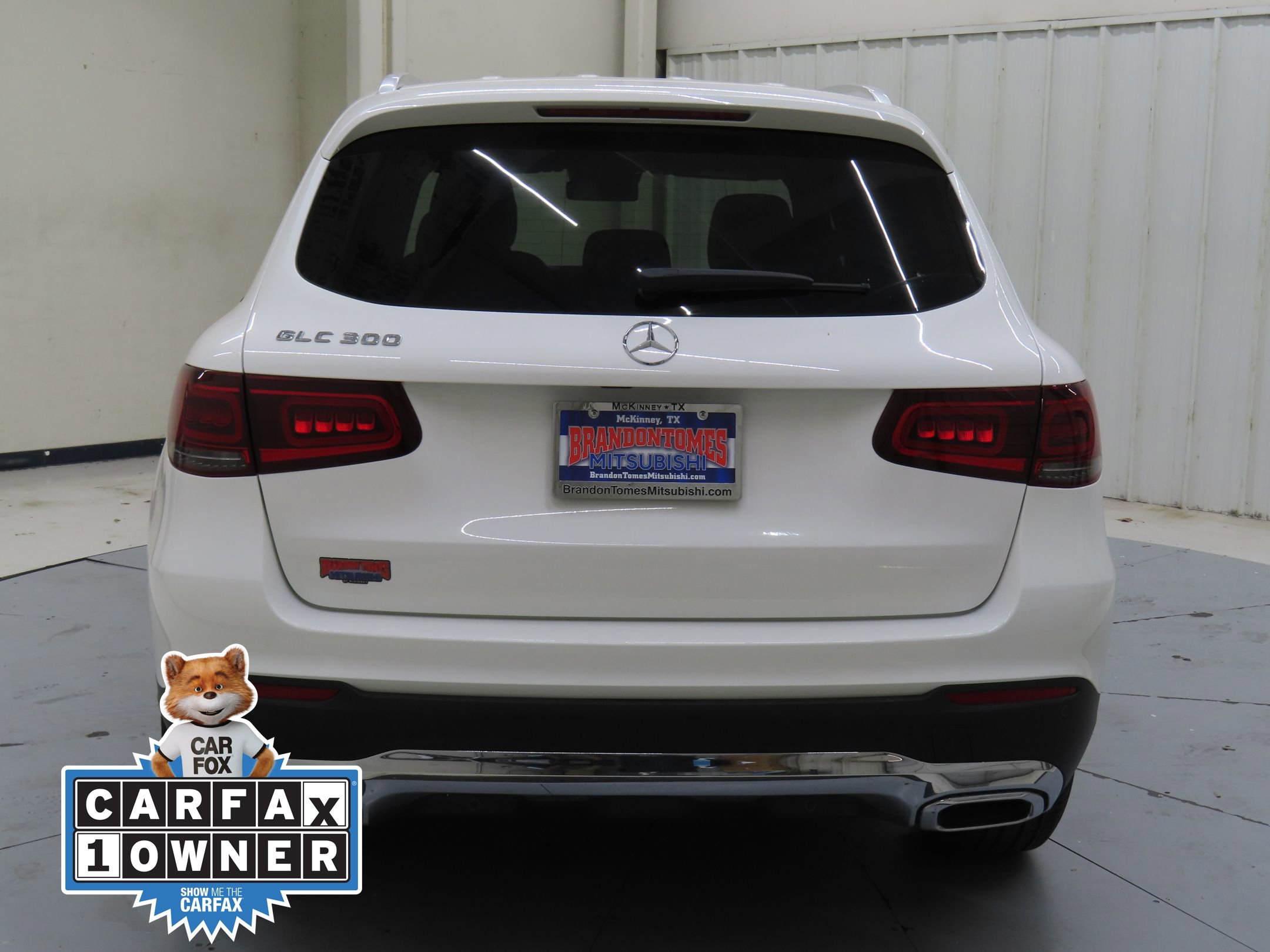 Used 2022 Mercedes-Benz GLC 300 w/ Premium Package Lite image 4