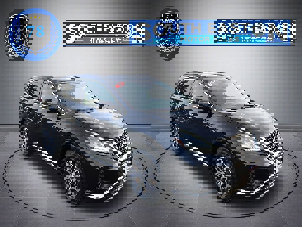 Used 2020 Nissan Murano SV image 2