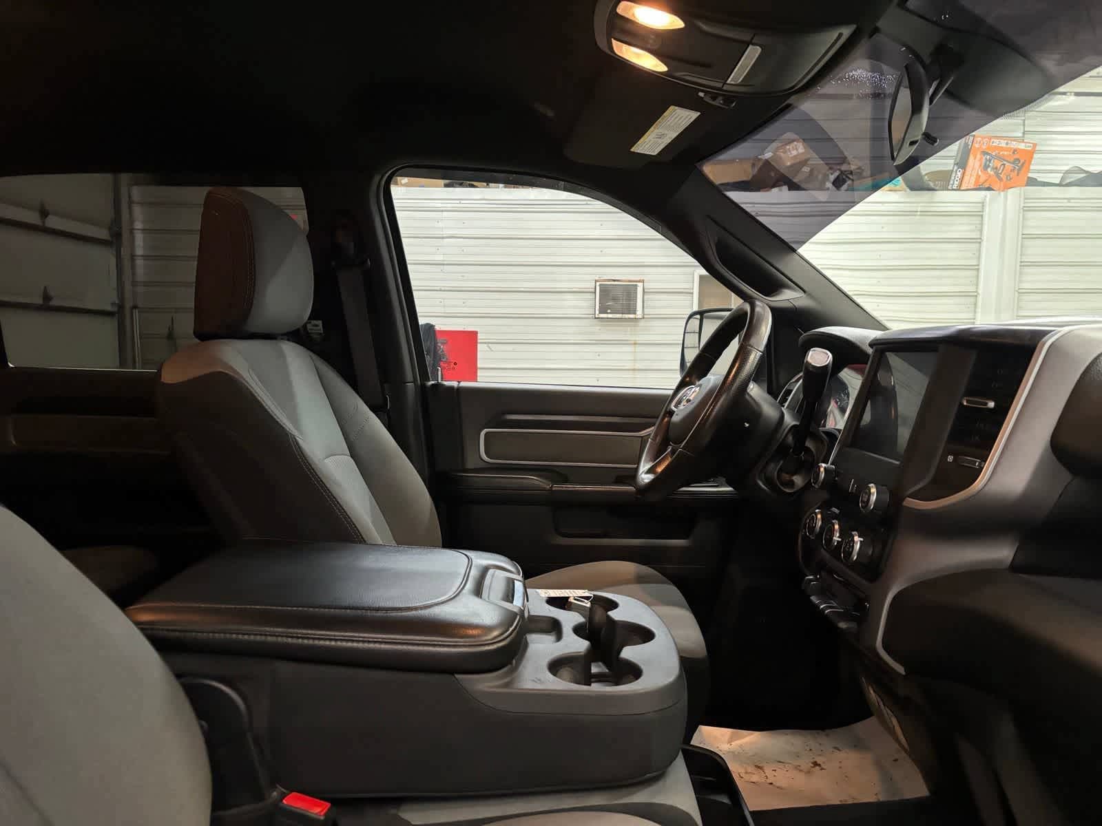 Used 2022 RAM 2500 Big Horn AWD/4WD image 27