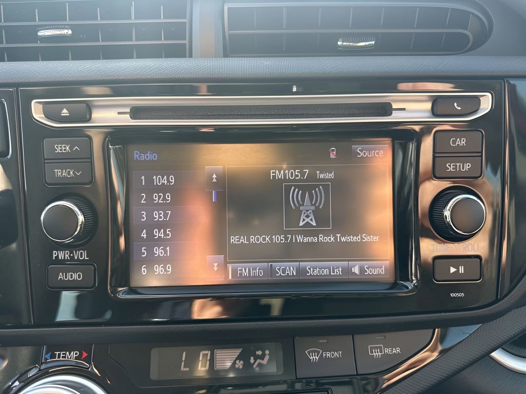 Used 2015 Toyota Prius C Two image 18